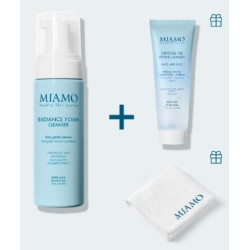 Miamo Cofanetto Detersione Illuminante 1 Radiance Foam 150 Ml + 1 Crystal Oil Peptide Cleanser 50ml + 1 Omaggio Lavette